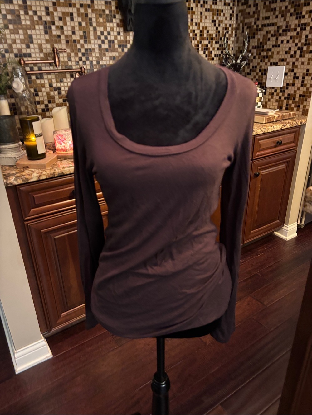 Soprano Long Sleeve Scoop Neck Top in Dark Brown